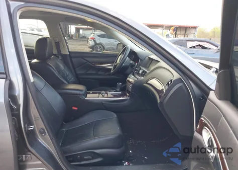 2017 Infiniti Q70 3.7X из США, поврежденный, VIN JN1BY1AR6HM770652